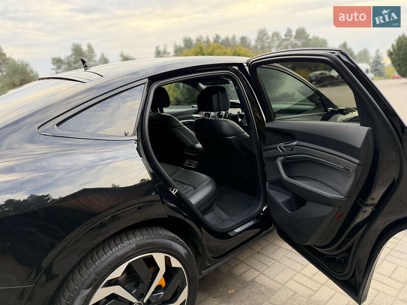 Позашляховик / Кросовер Audi e-tron Sportback 2022 в Львові фото 49 Позашляховик / Кросовер Audi e-tron Sportback 2022 в Львові