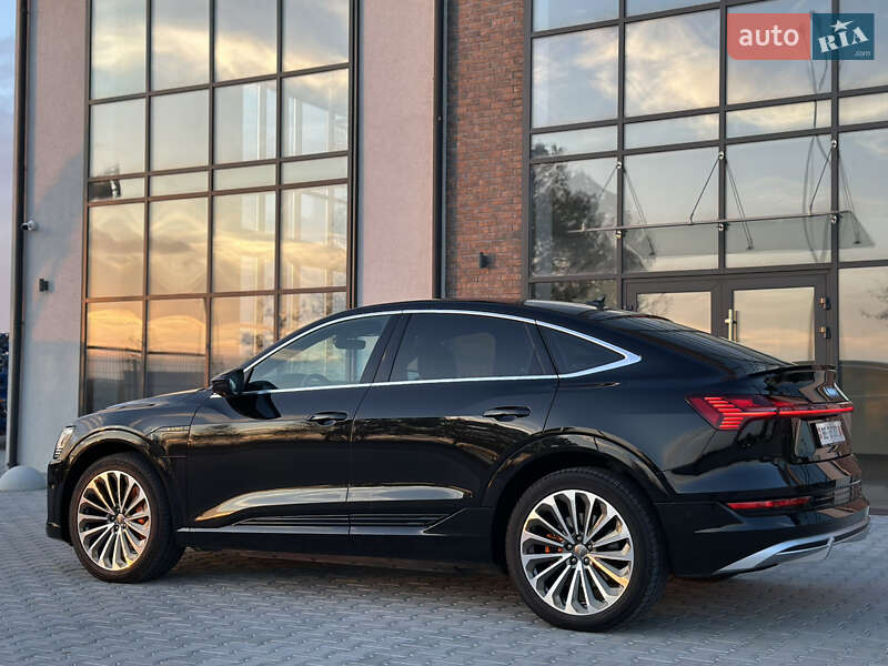 Позашляховик / Кросовер Audi e-tron Sportback 2020 в Тернополі фото 26 Позашляховик / Кросовер Audi e-tron Sportback 2020 в Тернополі