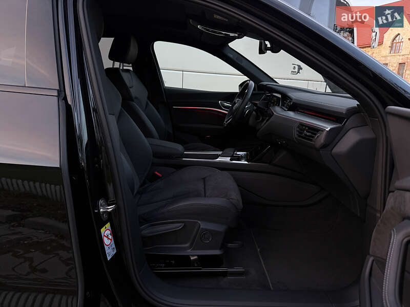 Внедорожник / Кроссовер Audi e-tron Sportback 2021 в Тернополе фото 44 Внедорожник / Кроссовер Audi e-tron Sportback 2021 в Тернополе