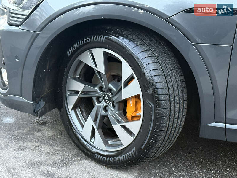 Позашляховик / Кросовер Audi e-tron Sportback 2021 в Тернополі фото 11 Позашляховик / Кросовер Audi e-tron Sportback 2021 в Тернополі