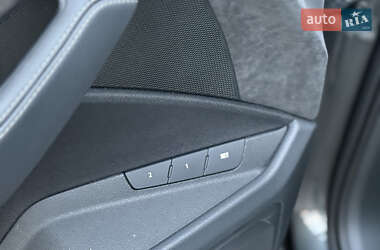 Позашляховик / Кросовер Audi e-tron Sportback 2021 в  фото 31 Позашляховик / Кросовер Audi e-tron Sportback 2021 в