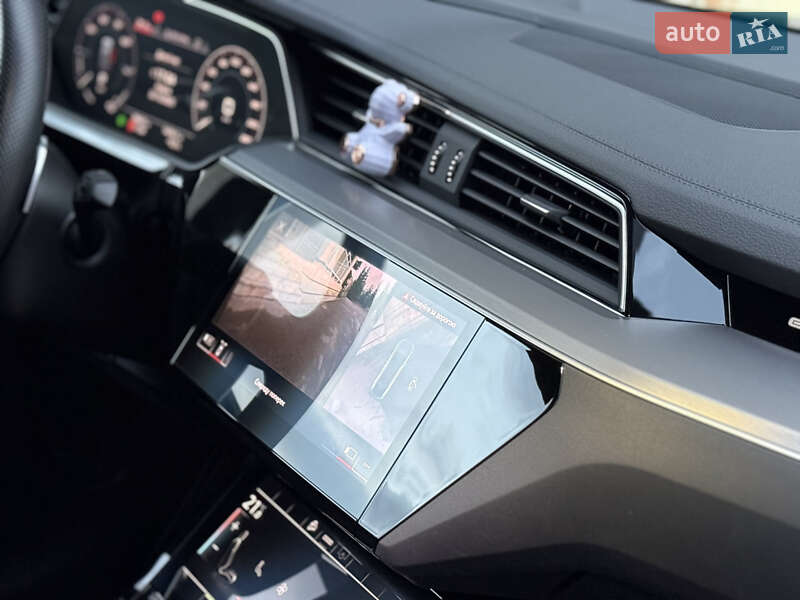 Позашляховик / Кросовер Audi e-tron Sportback 2021 в Тернополі фото 46 Позашляховик / Кросовер Audi e-tron Sportback 2021 в Тернополі