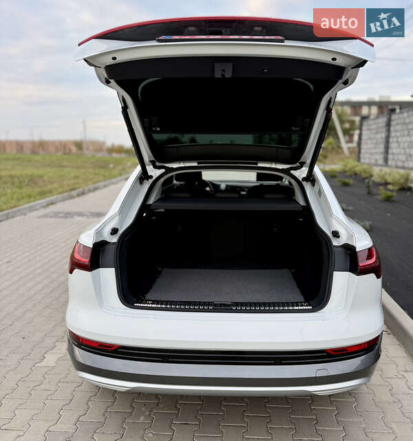 Внедорожник / Кроссовер Audi e-tron Sportback 2023 в Ровно фото 25 Внедорожник / Кроссовер Audi e-tron Sportback 2023 в Ровно