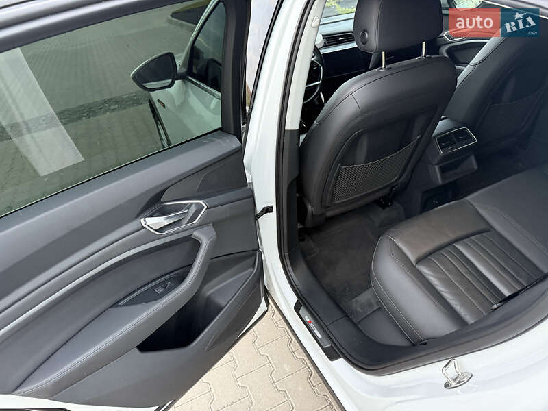 Внедорожник / Кроссовер Audi e-tron Sportback 2023 в Ровно фото 31 Внедорожник / Кроссовер Audi e-tron Sportback 2023 в Ровно