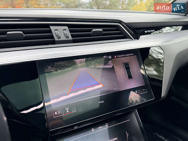Позашляховик / Кросовер Audi e-tron Sportback 2020 в Дрогобичі