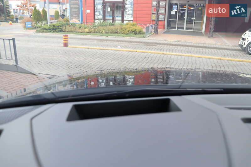 Позашляховик / Кросовер Audi e-tron Sportback 2023 в Львові