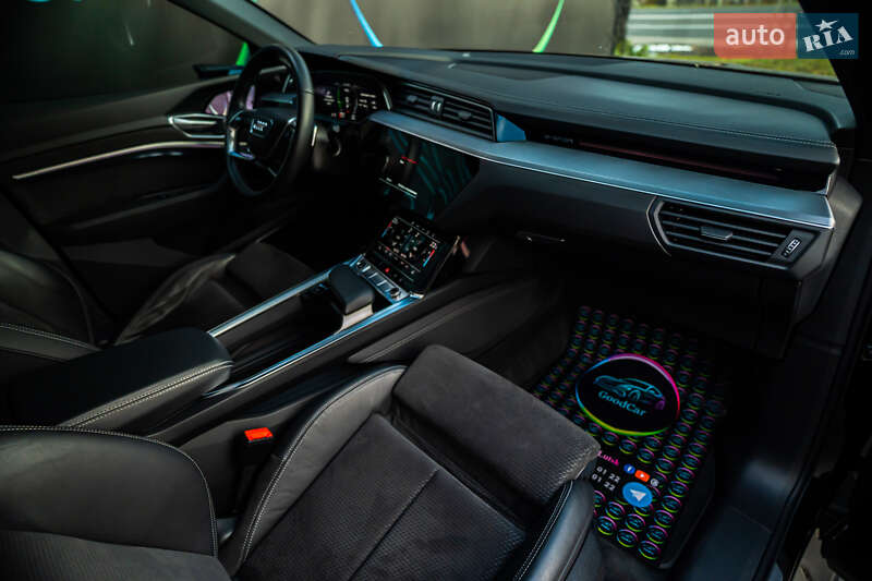 Внедорожник / Кроссовер Audi e-tron Sportback 2020 в Луцке фото 47 Внедорожник / Кроссовер Audi e-tron Sportback 2020 в Луцке