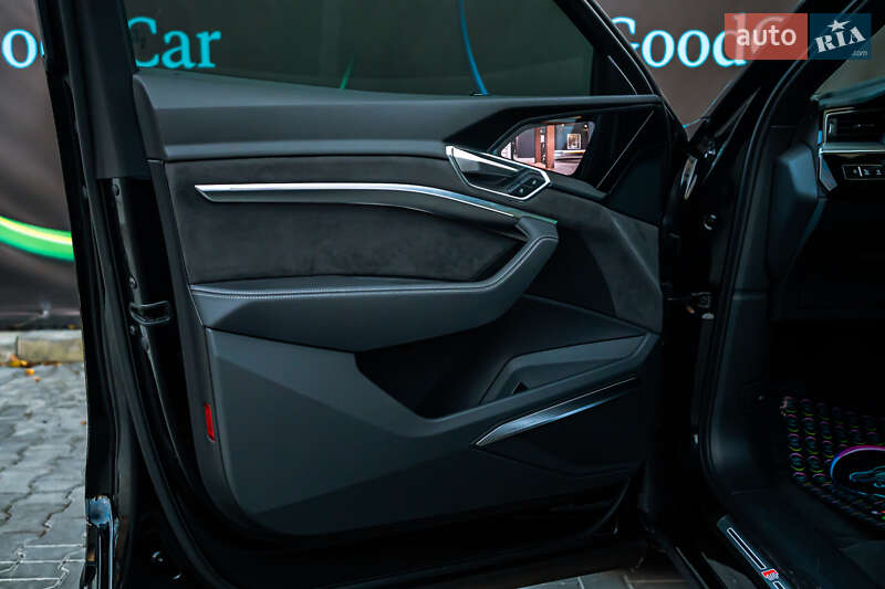 Внедорожник / Кроссовер Audi e-tron Sportback 2020 в Луцке фото 68 Внедорожник / Кроссовер Audi e-tron Sportback 2020 в Луцке