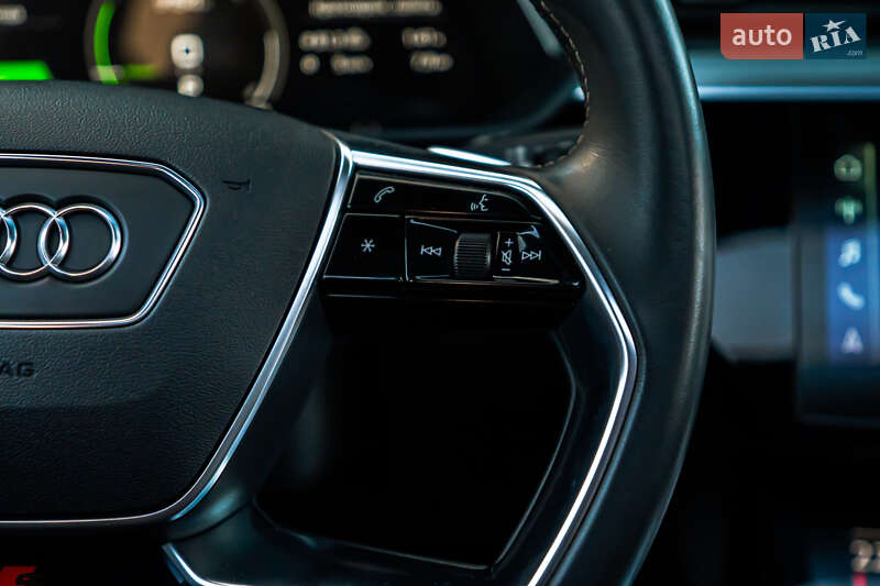 Внедорожник / Кроссовер Audi e-tron Sportback 2020 в Луцке фото 91 Внедорожник / Кроссовер Audi e-tron Sportback 2020 в Луцке