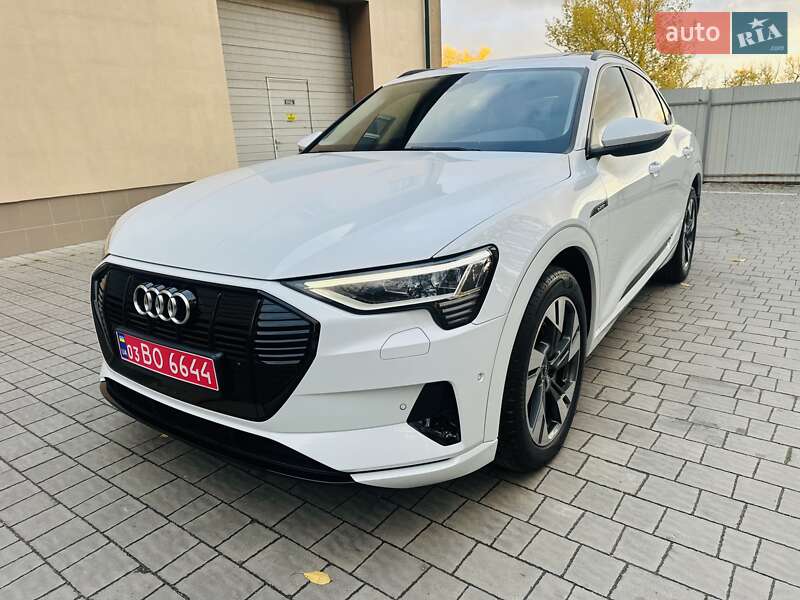 Позашляховик / Кросовер Audi e-tron Sportback 2022 в Тернополі