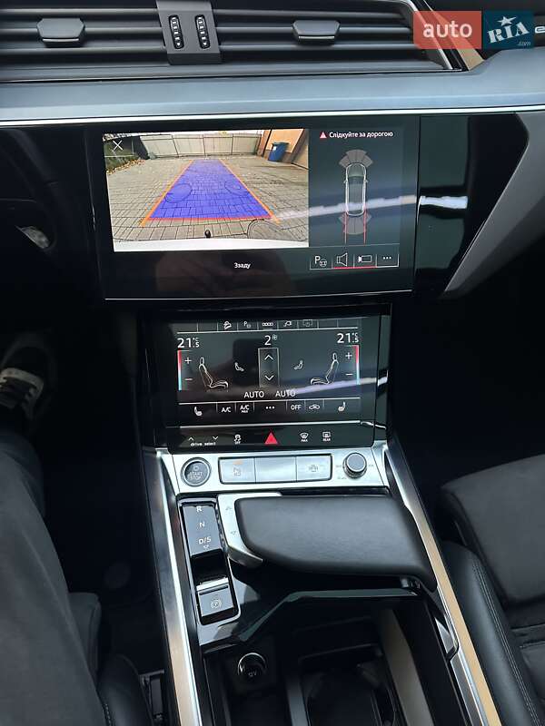 Позашляховик / Кросовер Audi e-tron Sportback 2022 в Тернополі