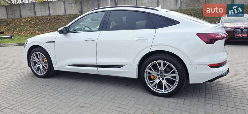 Позашляховик / Кросовер Audi e-tron Sportback 2023 в Тернополі
