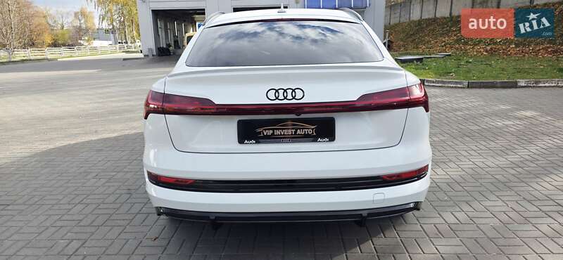 Позашляховик / Кросовер Audi e-tron Sportback 2023 в Тернополі