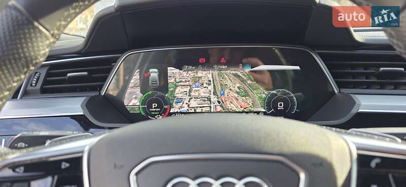 Позашляховик / Кросовер Audi e-tron Sportback 2023 в Тернополі