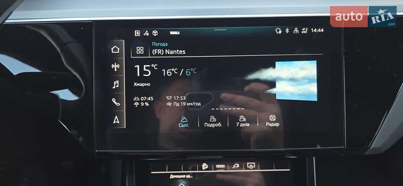 Позашляховик / Кросовер Audi e-tron Sportback 2023 в Тернополі