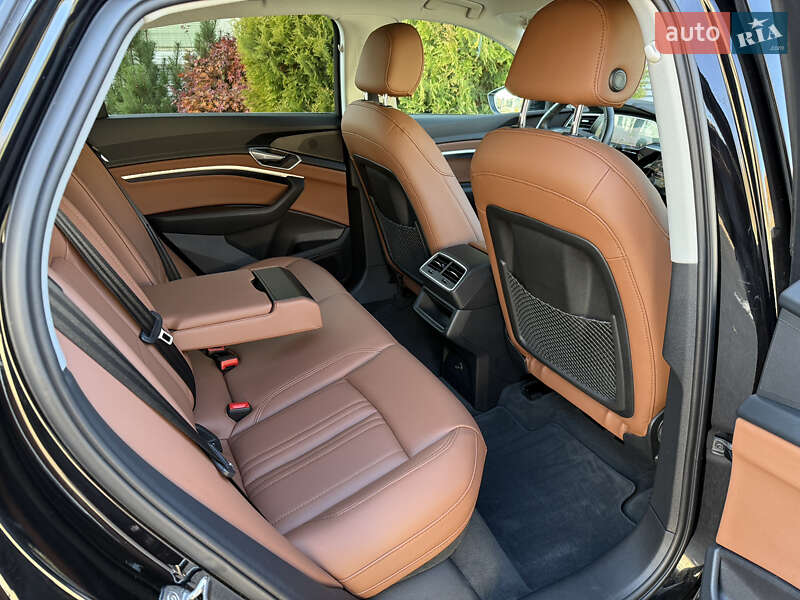 Внедорожник / Кроссовер Audi e-tron Sportback 2022 в Ровно фото 51 Внедорожник / Кроссовер Audi e-tron Sportback 2022 в Ровно
