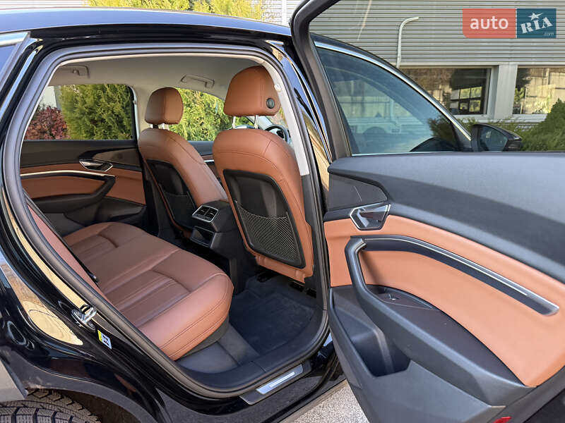Внедорожник / Кроссовер Audi e-tron Sportback 2022 в Ровно фото 62 Внедорожник / Кроссовер Audi e-tron Sportback 2022 в Ровно