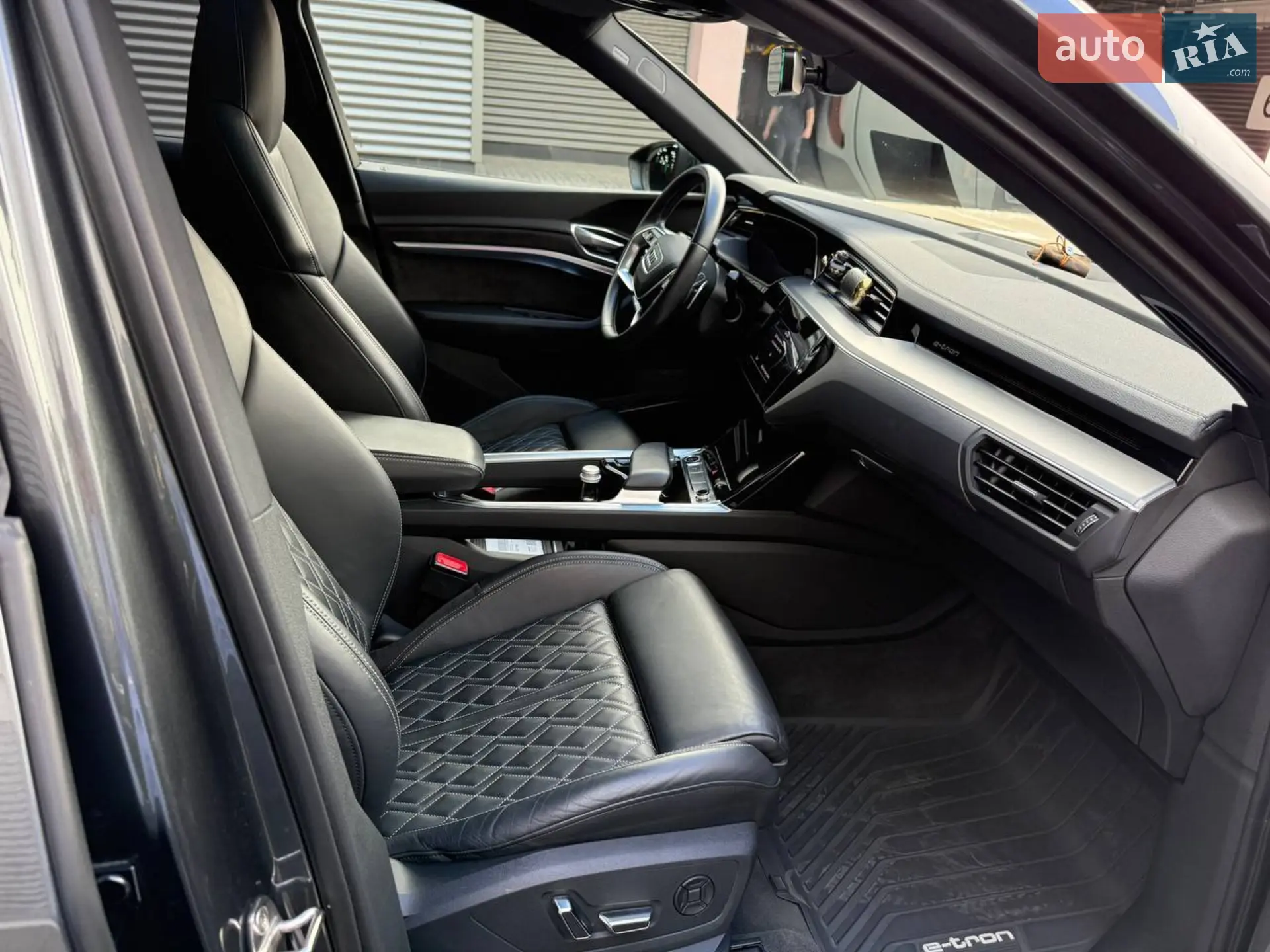 2021 Audi e-tron Sportback - мініатюра 16