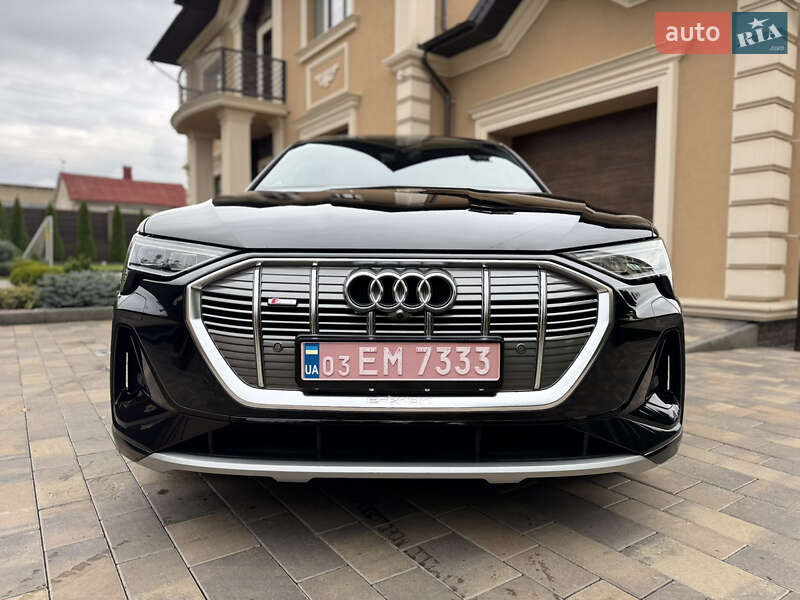 Позашляховик / Кросовер Audi e-tron Sportback 2023 в Чернівцях