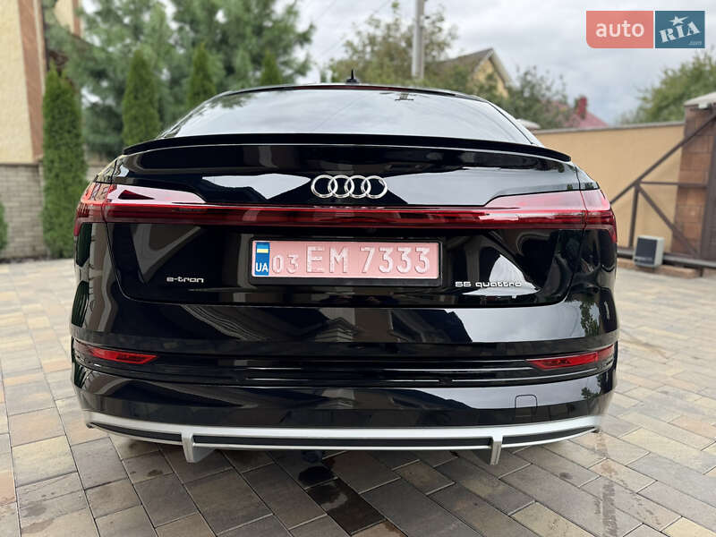 Позашляховик / Кросовер Audi e-tron Sportback 2023 в Чернівцях