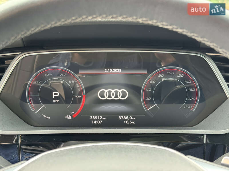Позашляховик / Кросовер Audi e-tron Sportback 2023 в Чернівцях