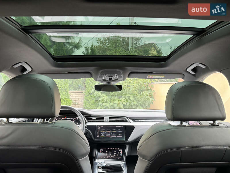 Позашляховик / Кросовер Audi e-tron Sportback 2023 в Чернівцях