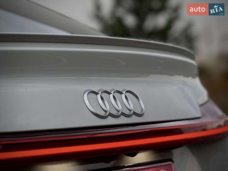 Позашляховик / Кросовер Audi e-tron Sportback 2021 в Луцьку
