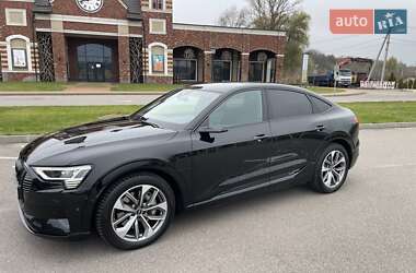 Позашляховик / Кросовер Audi e-tron Sportback 2021 в Києві