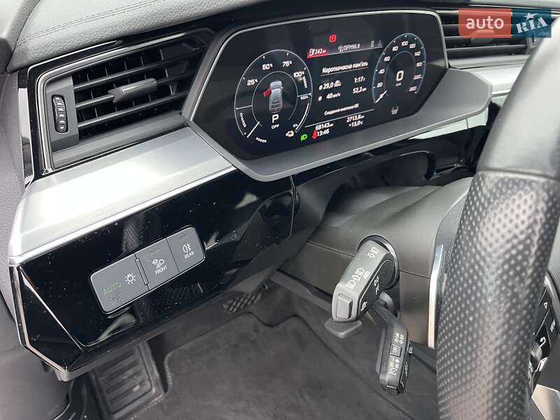 Внедорожник / Кроссовер Audi e-tron Sportback 2021 в Киеве