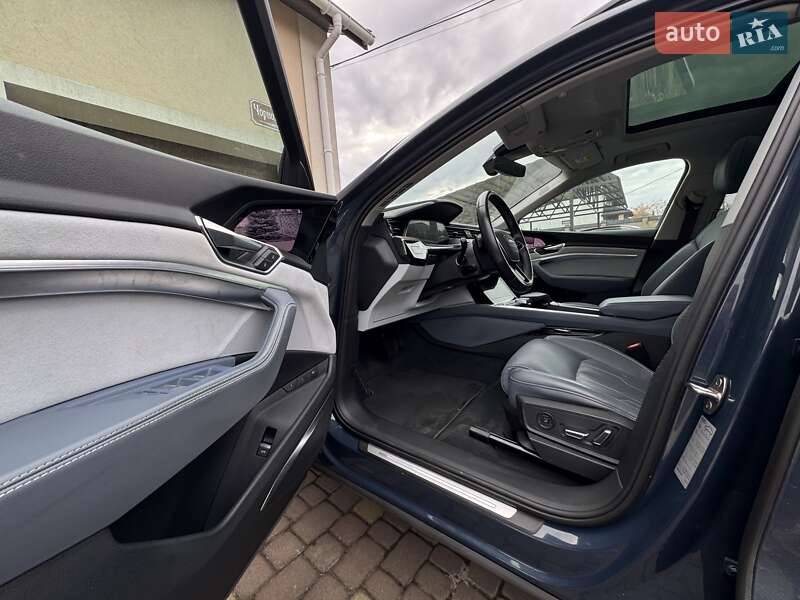 Внедорожник / Кроссовер Audi e-tron Sportback 2022 в Ровно фото 15 Внедорожник / Кроссовер Audi e-tron Sportback 2022 в Ровно