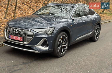 Позашляховик / Кросовер Audi e-tron Sportback 2020 в Києві