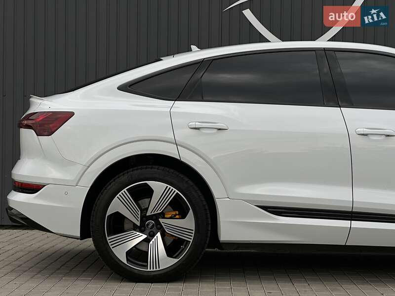 Внедорожник / Кроссовер Audi e-tron Sportback 2020 в Мукачево