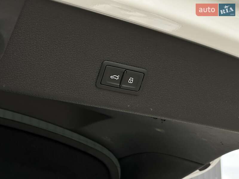 Внедорожник / Кроссовер Audi e-tron Sportback 2020 в Мукачево