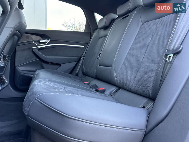 Внедорожник / Кроссовер Audi e-tron Sportback 2022 в Мукачево