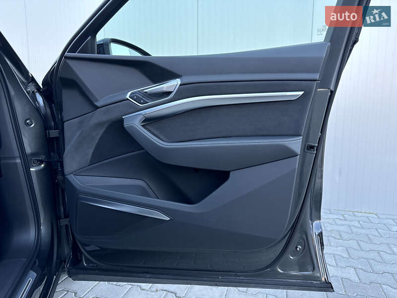 Внедорожник / Кроссовер Audi e-tron Sportback 2022 в Мукачево