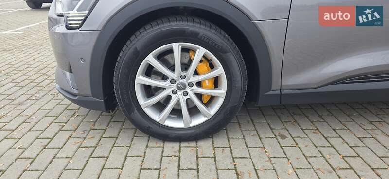 Внедорожник / Кроссовер Audi e-tron Sportback 2021 в Тернополе