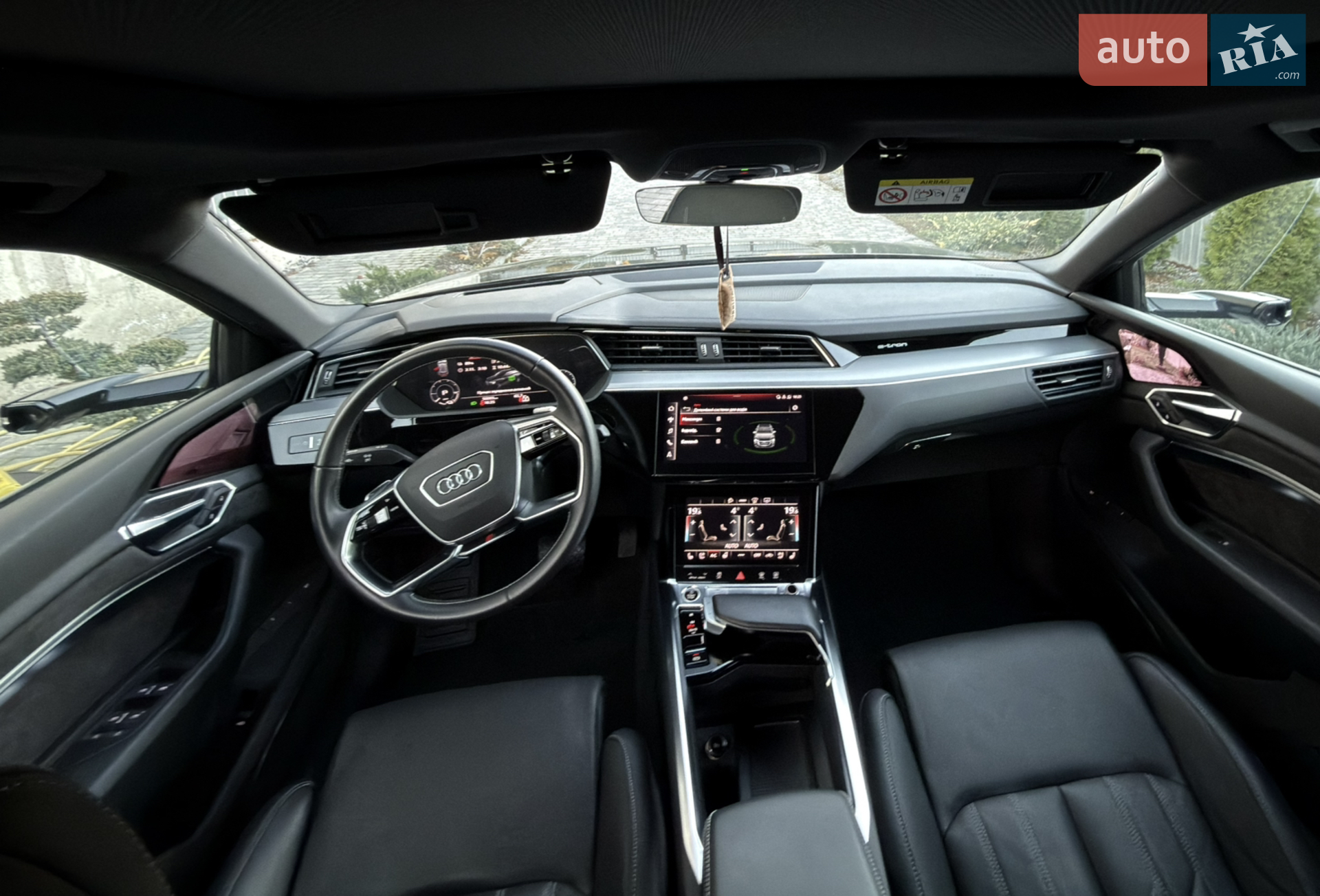 2021 Audi e-tron Sportback - мініатюра 19