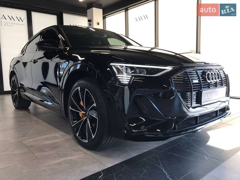 Позашляховик / Кросовер Audi e-tron Sportback 2021 в Львові