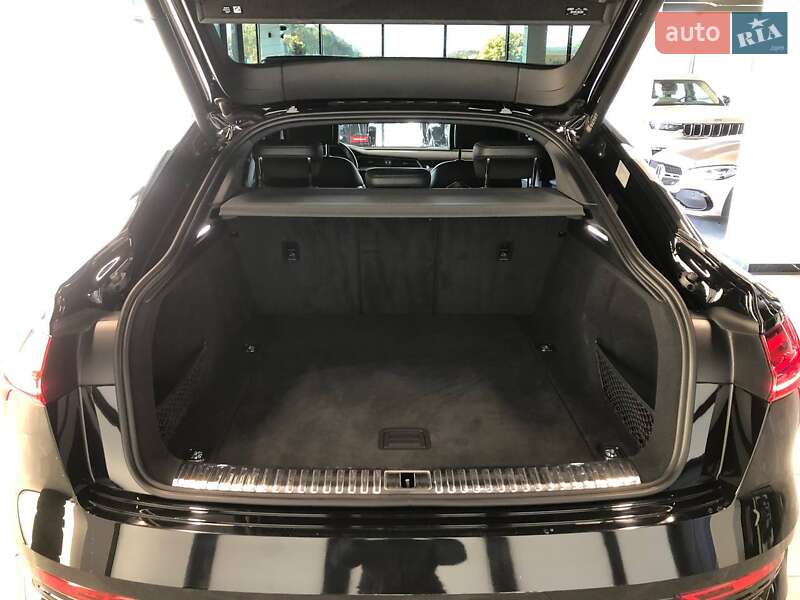 Позашляховик / Кросовер Audi e-tron Sportback 2021 в Львові