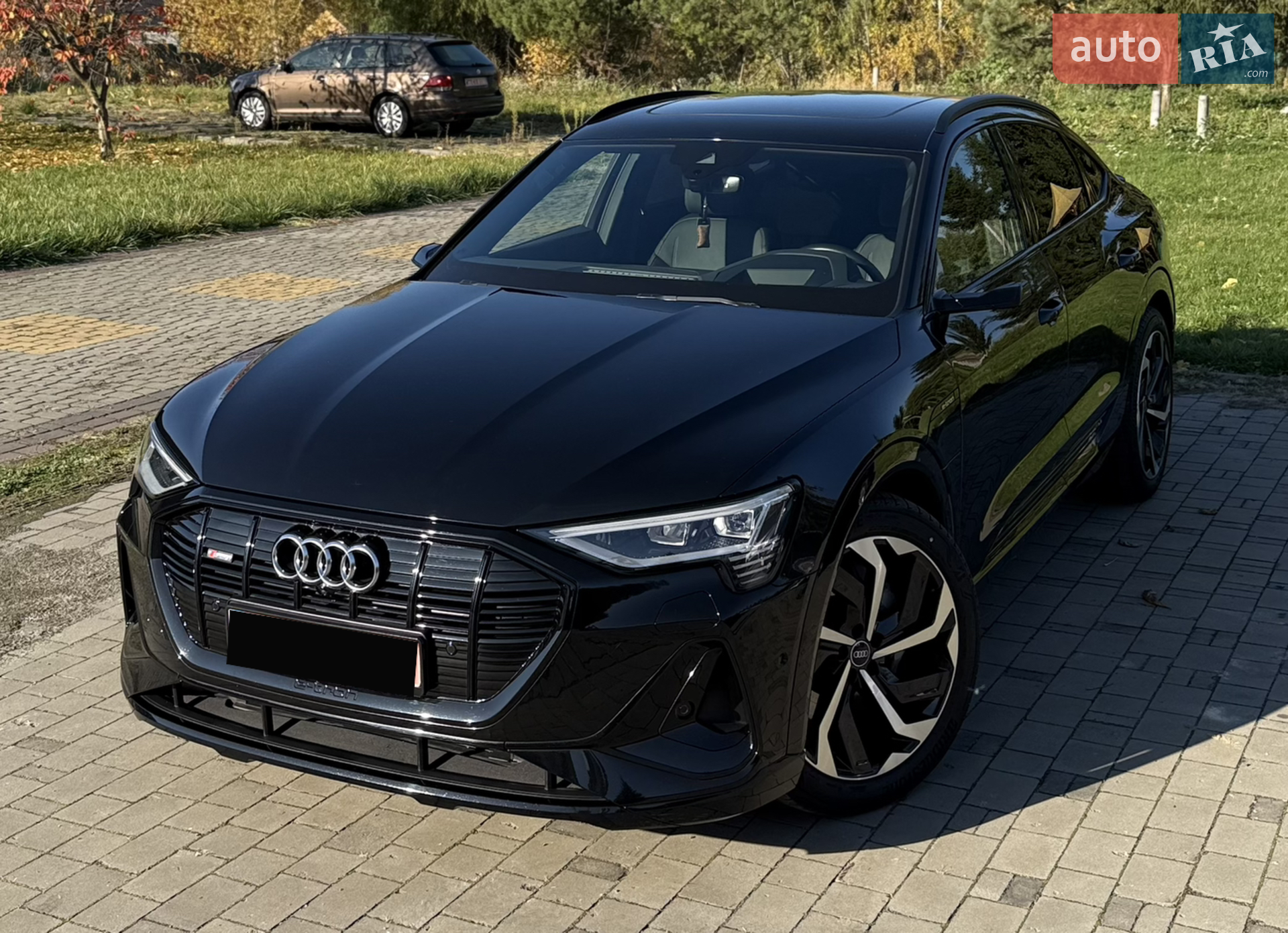 2021 Audi e-tron Sportback - фото 1