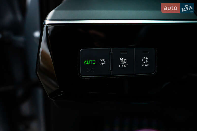 Позашляховик / Кросовер Audi e-tron Sportback 2020 в Луцьку