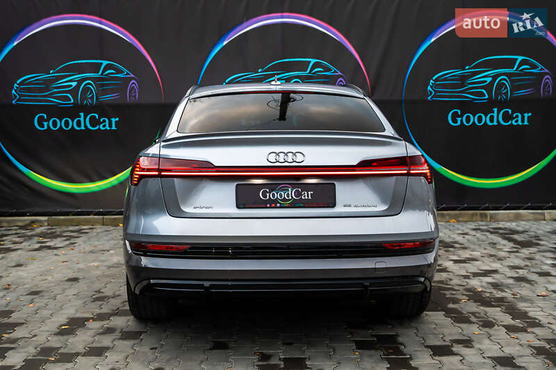 Позашляховик / Кросовер Audi e-tron Sportback 2020 в Луцьку