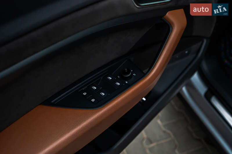 Позашляховик / Кросовер Audi e-tron Sportback 2020 в Луцьку