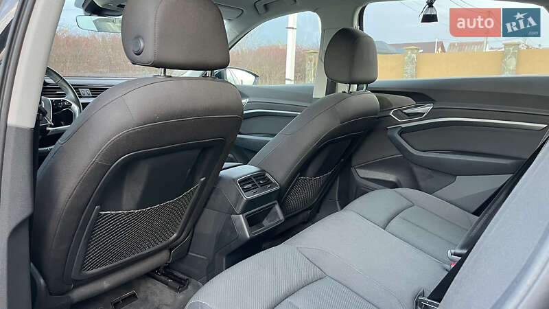Внедорожник / Кроссовер Audi e-tron Sportback 2020 в Ужгороде фото 47 Внедорожник / Кроссовер Audi e-tron Sportback 2020 в Ужгороде