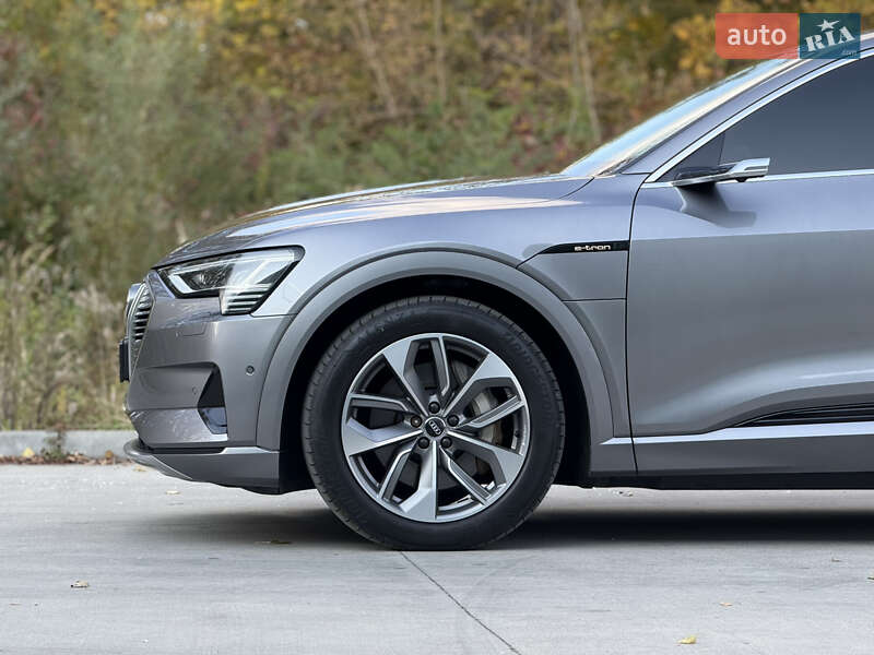 Внедорожник / Кроссовер Audi e-tron Sportback 2020 в Львове