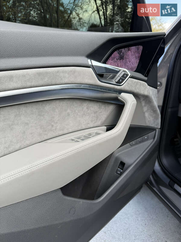 Внедорожник / Кроссовер Audi e-tron Sportback 2020 в Львове