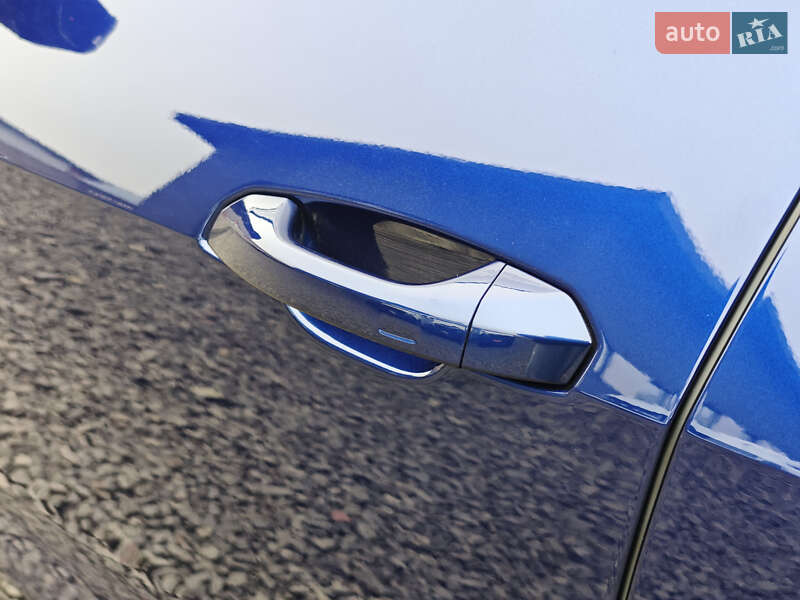 Позашляховик / Кросовер Audi e-tron Sportback 2020 в Луцьку