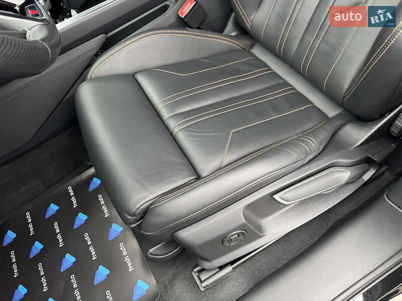 Позашляховик / Кросовер Audi e-tron Sportback 2022 в Рівному