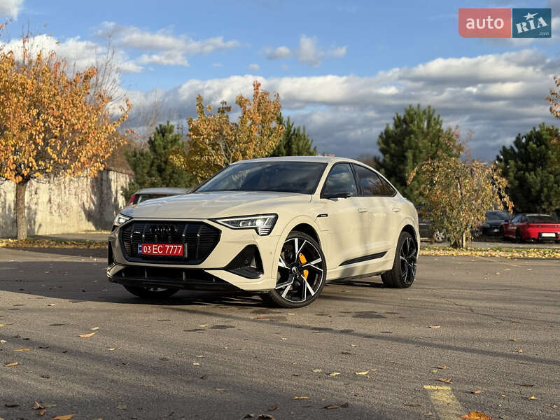 Внедорожник / Кроссовер Audi e-tron Sportback 2021 в Ровно