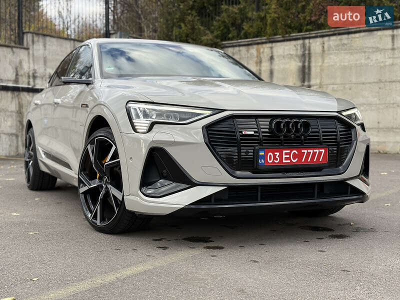 Внедорожник / Кроссовер Audi e-tron Sportback 2021 в Ровно
